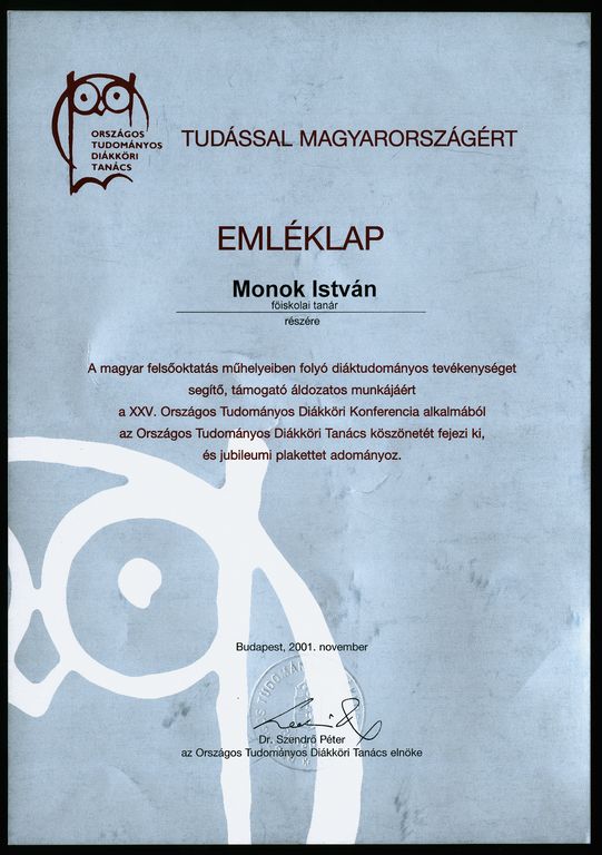 Tud�ssal Magyarorsz�g�rt eml�klap, 2001